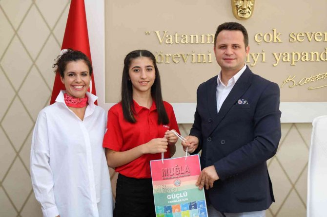 Muğla Bi̇lsem Başarısını, İ̇l Milli Eğitim Müdürü Çay İle Paylaştı