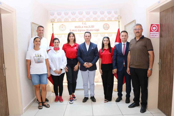 Muğla Bi̇lsem Başarısını, İ̇l Milli Eğitim Müdürü Çay İle Paylaştı