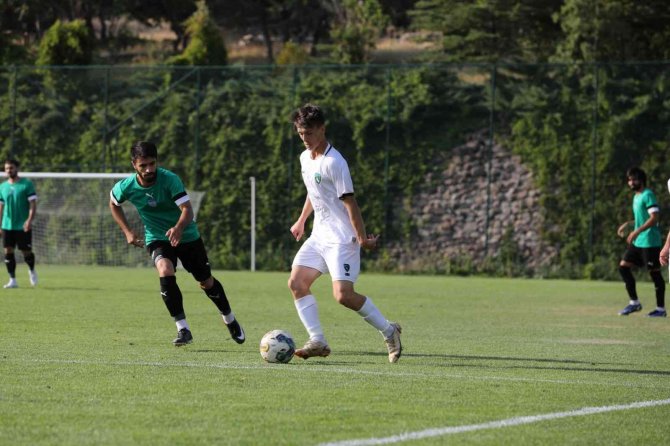 Kocaelispor, Kızılcahamam Kampındaki Son Hazırlık Maçında Berabere Kaldı