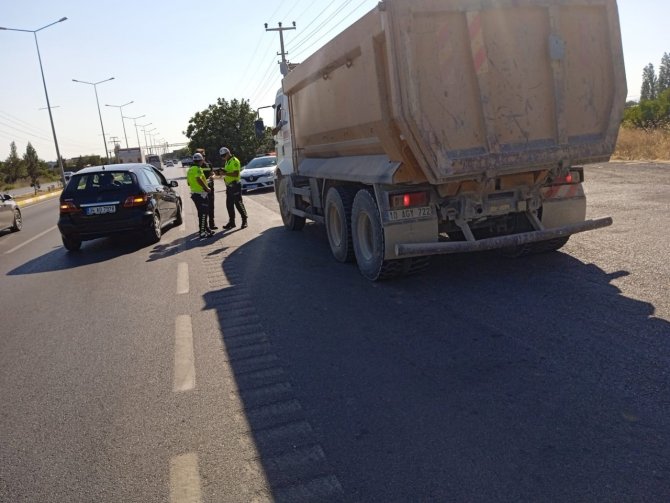 Burhaniye’de Trafik Denetimleri Artırıldı
