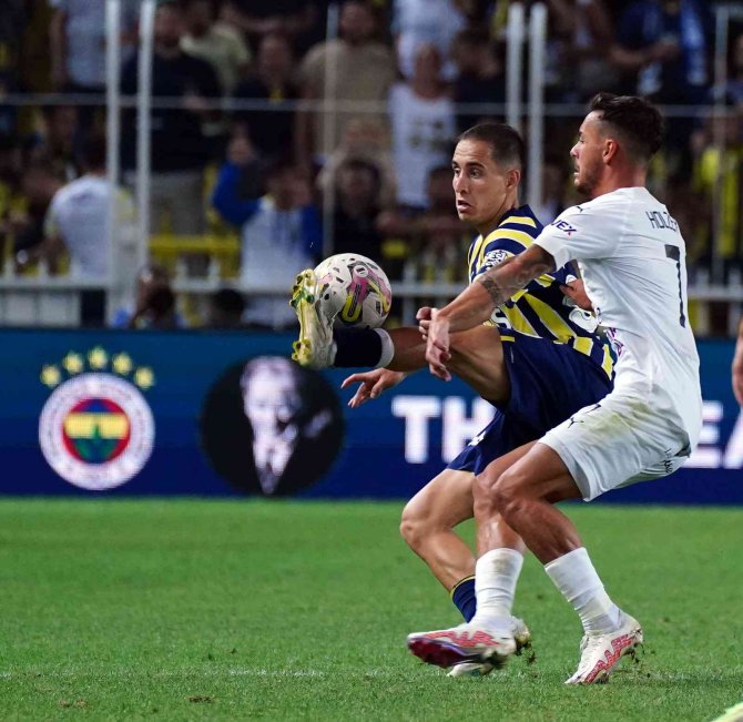 Uefa Avrupa Ligi: Fenerbahçe: 3 - Slovacko: 0 (Maç Sonucu)