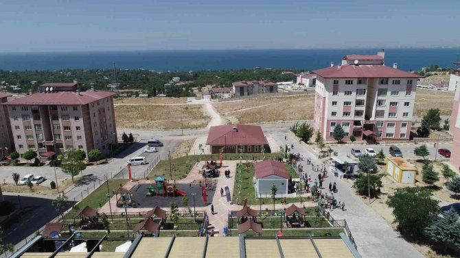 Van Gölü Manzaralı Park Açılışı