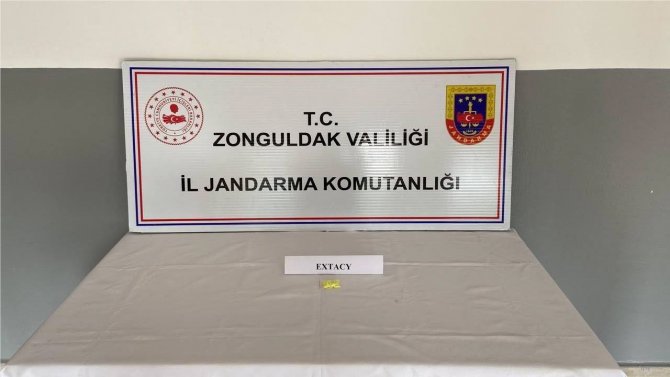 Jandarmadan Uyuşturucu Operasyonu: 2 Gözaltı