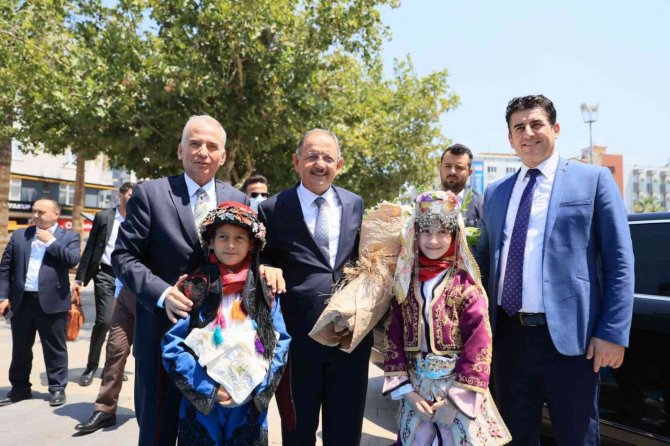 Özhaseki: “Denizli’de Güzel İşler Yapılıyor”