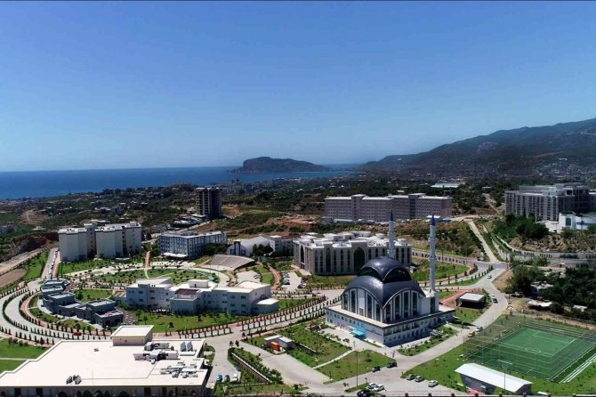 Alkü’ye Rekor Başvuru: 96 Ülkenin Tercihi Oldu