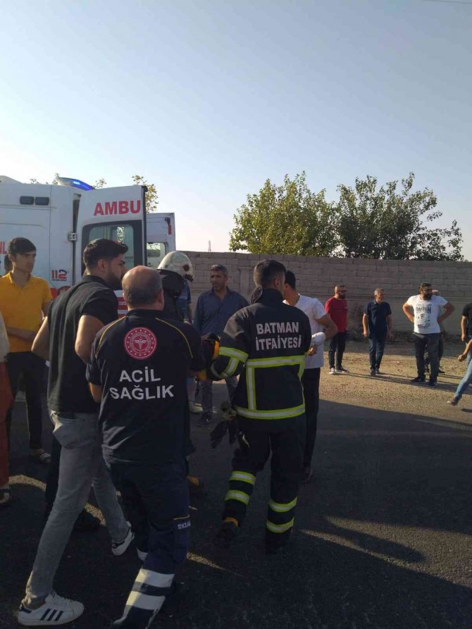 Batman’da Tekstil İşçilerini Taşıyan Minibüs Devrildi: 16 Yaralı