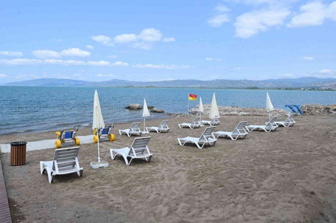 İ̇znik Gölü’ne Mavi Bayrak