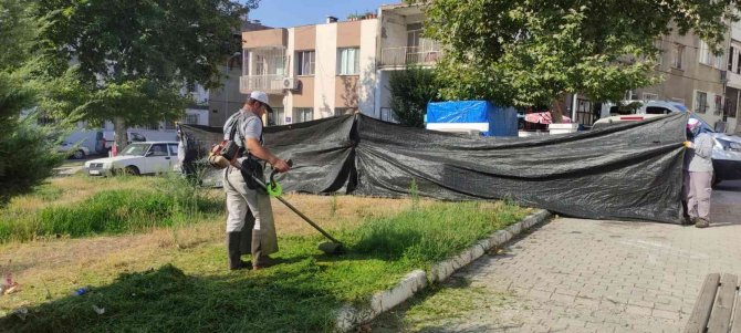 Söke Belediyesi Park İ̇şleri Ekipleri Çalışmalarında Hız Kesmiyor