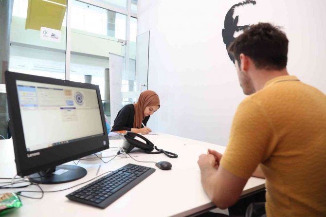 Yüzlerce Öğrenciye ‘Yks Danışmanlık Hizmeti’ Verildi