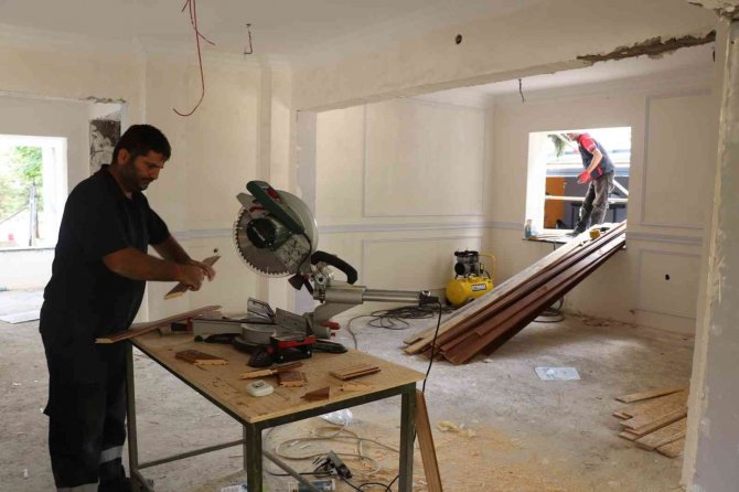 Millet Kütüphanesi Nezih Bir Kafe-kütüphane Olacak