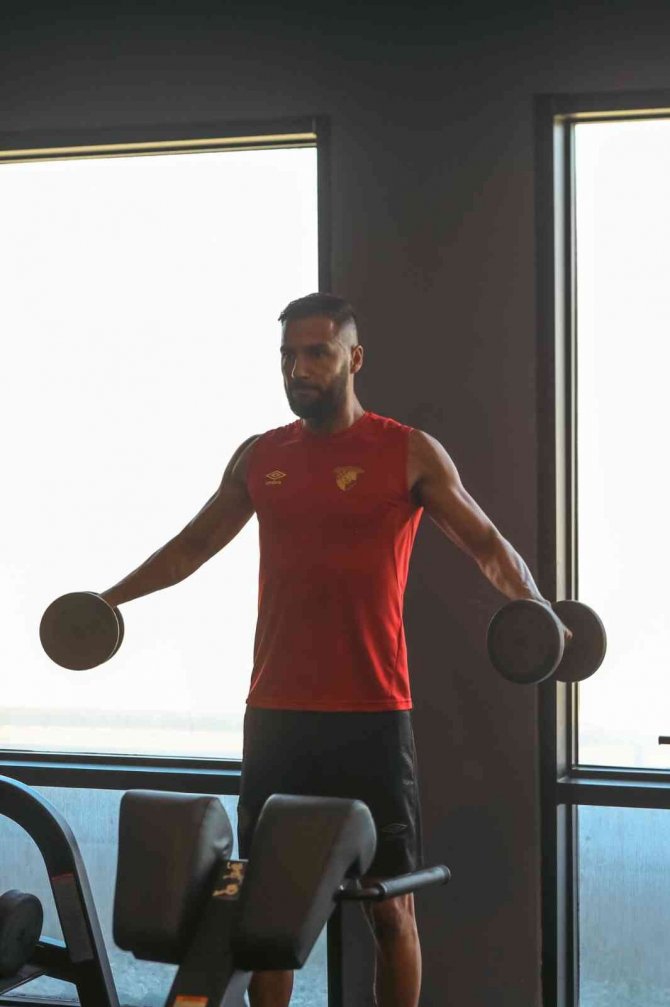 Göztepe’de Yeni Sezon Hazırlıkları Sürüyor