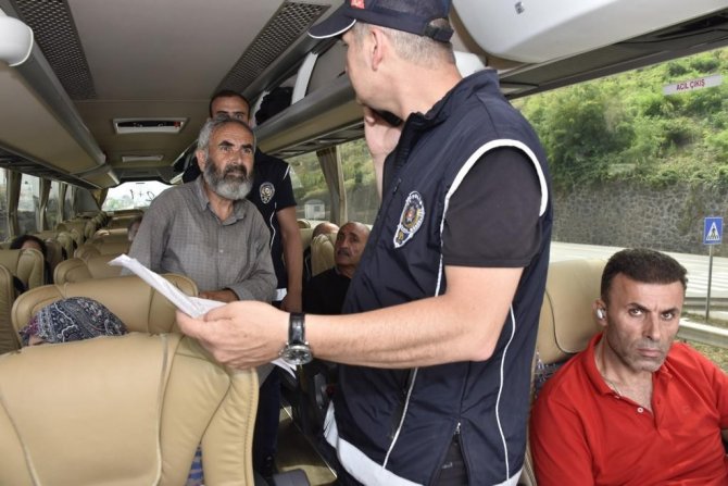 81 İldeki Huzur Operasyonunda Bin 414 Düzensiz Göçmen Yakalandı