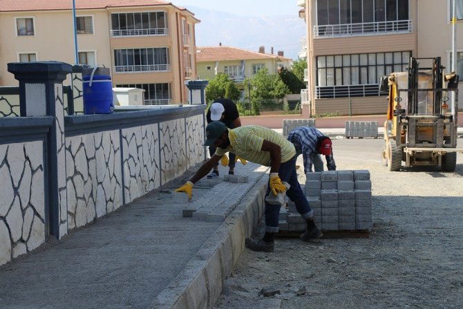 İ̇mara Açılan Sokaklarda Kaldırım Çalışması