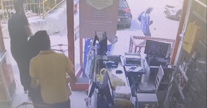 İ̇stanbul’da Genç Kadının Şüpheli Ölümü: 3. Kattan Aşağıya Düşüp Öldü