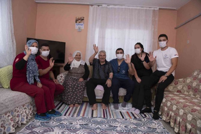 Evde Bakım Hizmeti Vatandaşların Yüzünü Güldürüyor