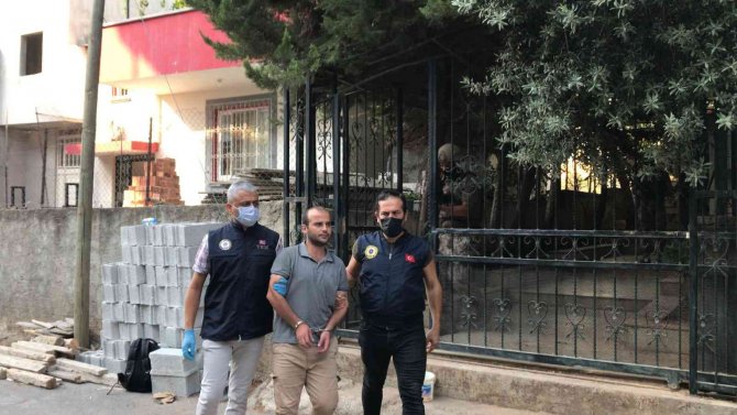 Mersin’de Pkk/kck’ya Yönelik ’Temizleme 2’ Operasyonu: 5 Gözaltı