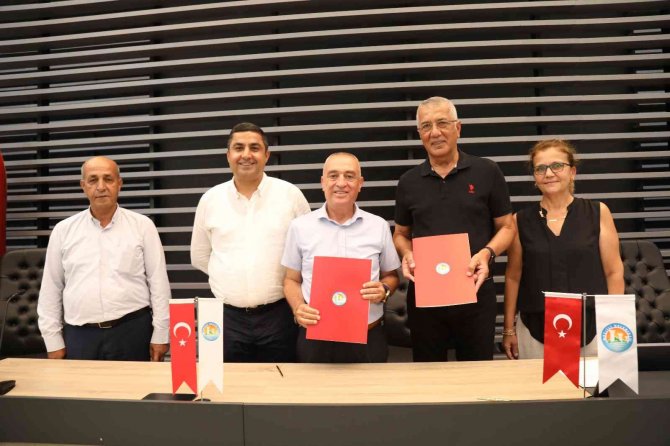 Mezitli Belediyesinde Toplu Sözleşmesi İmzalandı