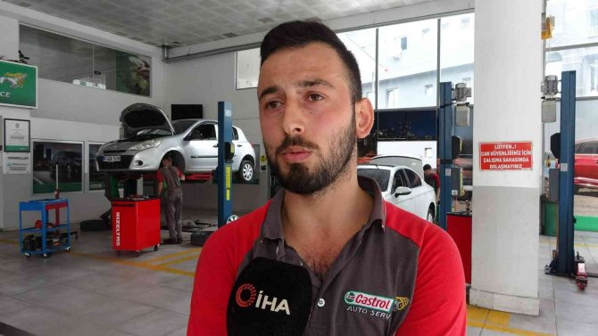 Oto Servisinde Kedi Kurtarma Seferberliği