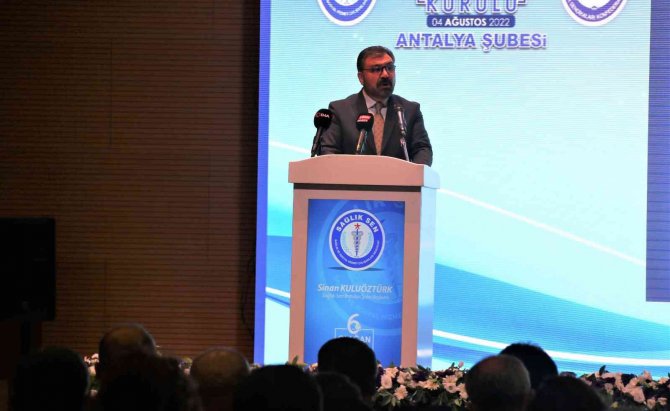 Sağlık-sen Antalya Şubesi’nde, Kuluöztürk Güven Tazeledi