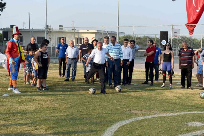 Seyhan Belediyesinden Yalmanlı’ya Spor Tesisi