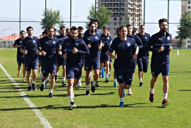 Tarsus İ̇dman Yurdu Genel Sekreteri Duman: "İ̇yi Bir Kamp Dönemi Geçiyoruz"