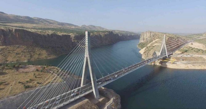 Nissibi Köprüsü’nü 4 Milyon 78 Bin Araç Kullandı