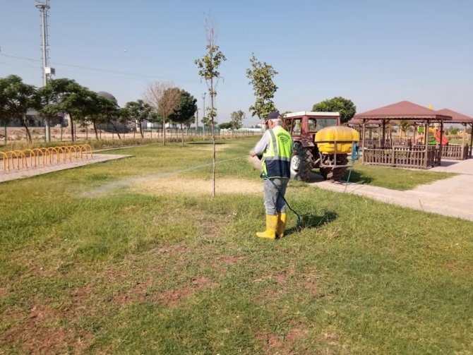 Viranşehir’de İlaçlama Çalışmaları Devam Ediyor