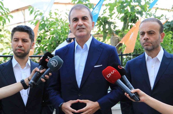 Ömer Çelik’ten Chp’nin ‘Yaş’ Kararları Eleştirisine Tepki