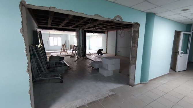 Gençlik Merkezi Kütüphanesi Gençleri Bekliyor