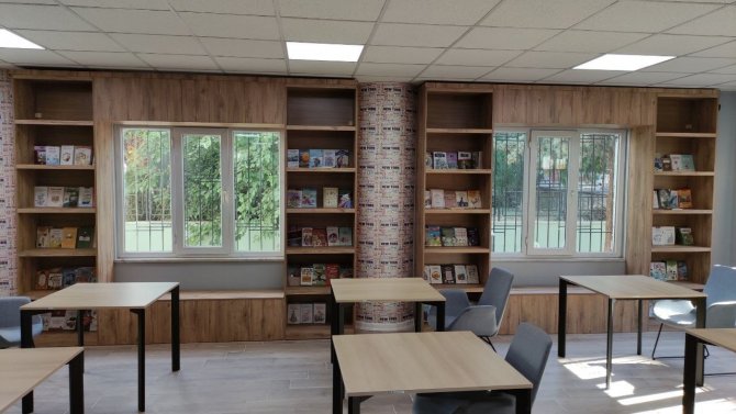 Gençlik Merkezi Kütüphanesi Gençleri Bekliyor