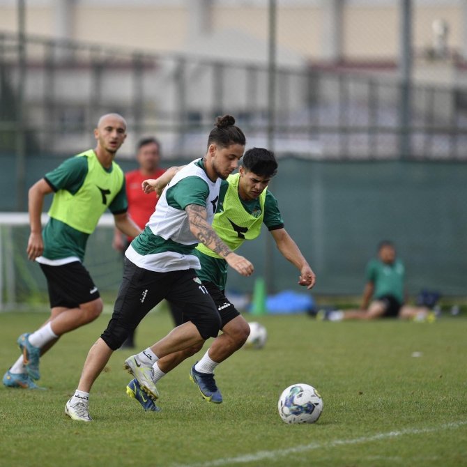 Bursaspor, Hazırlıklarını Çift Kale Maçla Sürdürdü