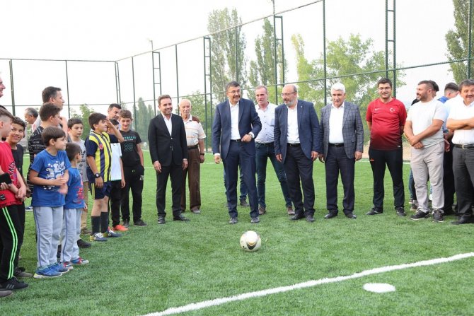 Demirciören’e Futbol Sahası
