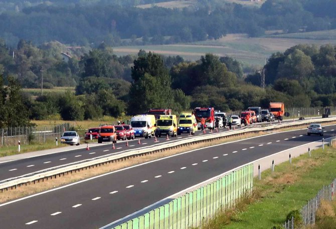 Hırvatistan’da Yolcu Otobüsü Devrildi: 12 Ölü, 31 Yaralı