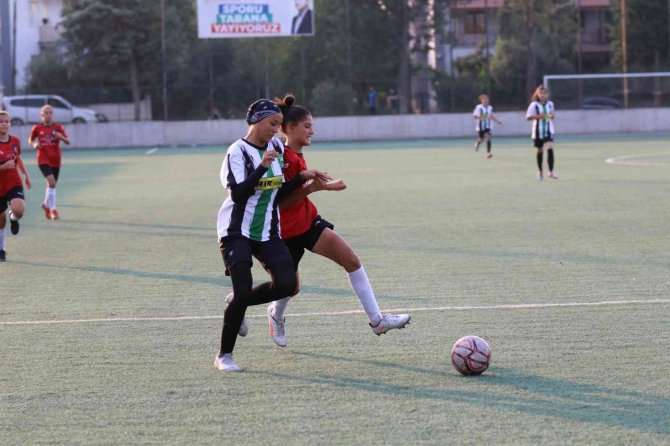 Denizli Ekibi Kadınlar U15’te Şampiyon Oldu