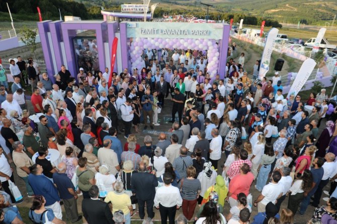 İ̇zmitliler Yeni Sosyal Alanlarına Kavuştu