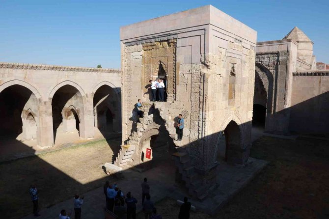 Başkan Büyükkılıç İle Vali Çiçek’ten Bünyan’a ’Yeni Yatırım’ Müjdeleri