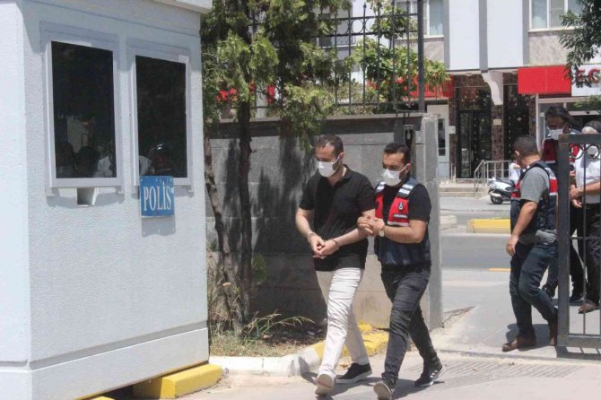 Öldürülerek Toprağa Gömülen Anne, Oğul Ve Gelin Cinayetinin Zanlıları Yakalandı