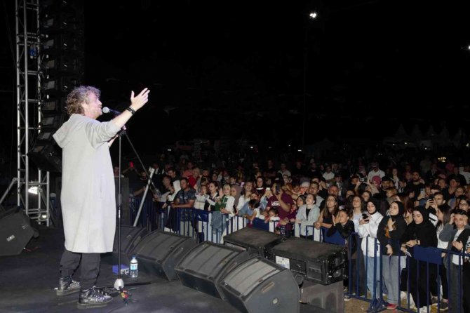 4. Kafkasya Yaz Şenlikleri Büyük Coşkuyla Başladı