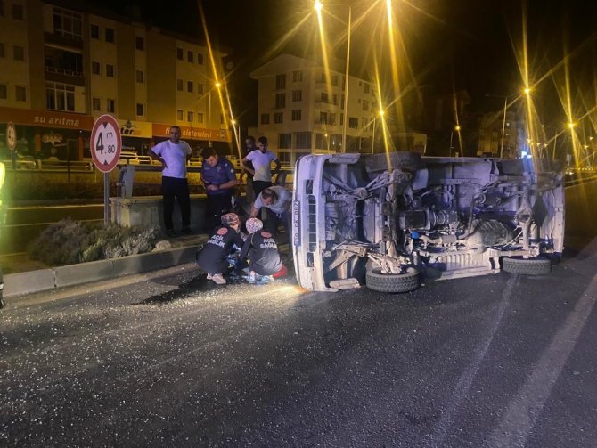 Nevşehir’de Alkollü Ve Ehliyetsiz Sürücü Kaza Yaptı: 2 Yaralı