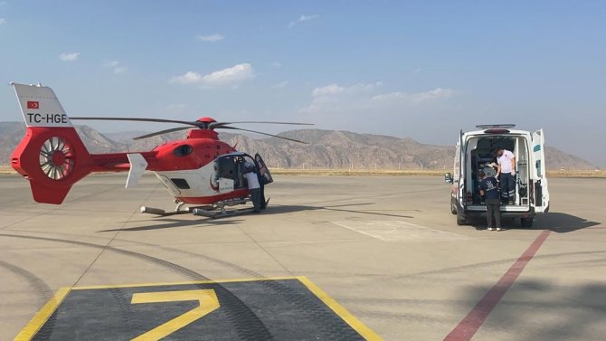 Şırnak’ta Ambulans Helikopter Prematüre Bebek İçin Havalandı
