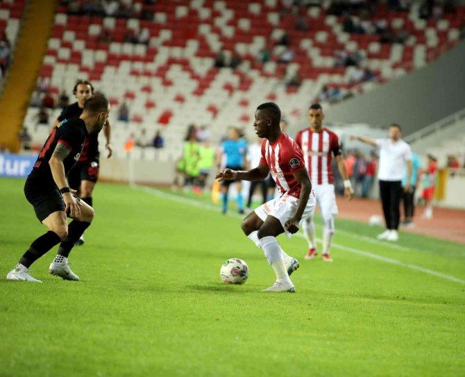 Spor Toto Süper Lig: Dg Sivasspor: 1 - Gaziantep Fk: 1 (Maç Sonucu)