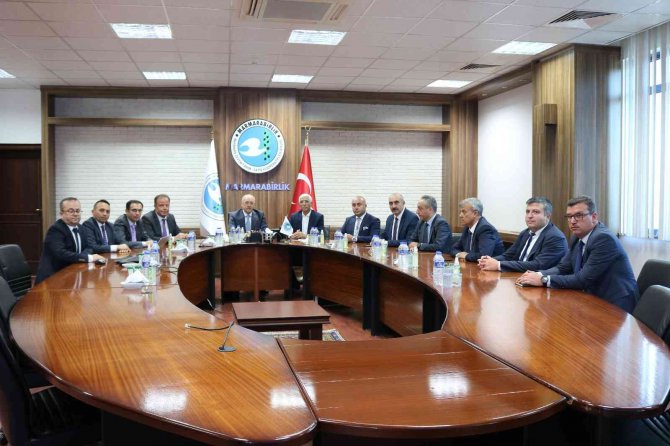 Ticaret Bakan Yardımcısı Uçarmak, Marmarabirlik’i Ziyaret Etti