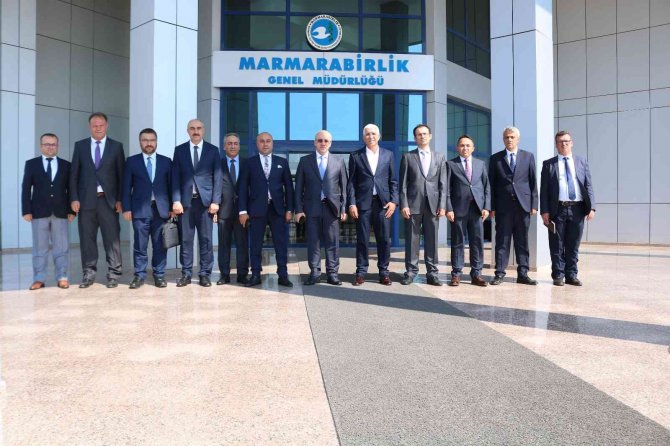 Ticaret Bakan Yardımcısı Uçarmak, Marmarabirlik’i Ziyaret Etti