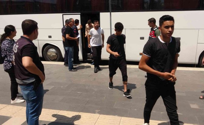 Adıyaman’da 37 Düzensiz Göçmen Yakalandı
