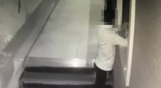 Ümraniye’de Antika Saat Hırsızlığı