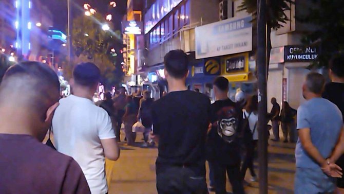 Isparta’da Yelken Bidonlu Kavga Kamerada