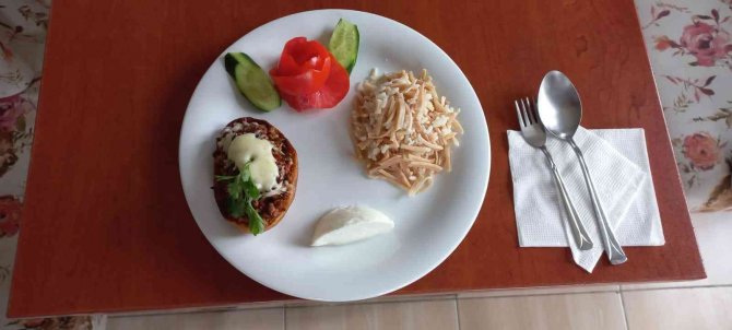 Kursiyerler Oğuzlar’a Özgü Yemek Geliştirdi