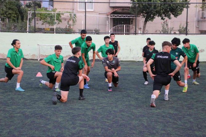 Denizlispor U17 Kaliteli Oyuncu İçin Çalışmalarına Ağırlık Verdi