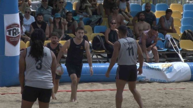 Uluslararası İ̇stanbul Plaj Ragbi Lig Turnuvası Final Maçları Oynandı