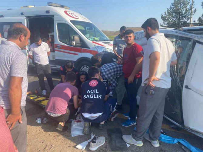 Diyarbakır’da Trafik Kazası: 3 Yaralı